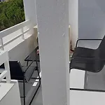아파트 90m2 Com Vista Mar - *
